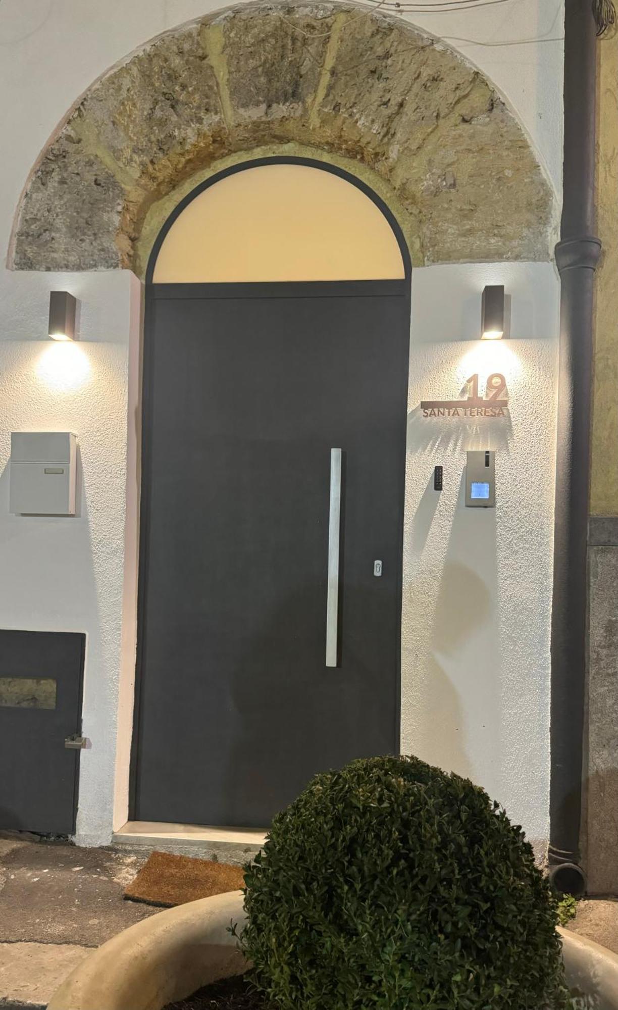 Santateresa19 Suite & Spa Palermo Buitenkant foto